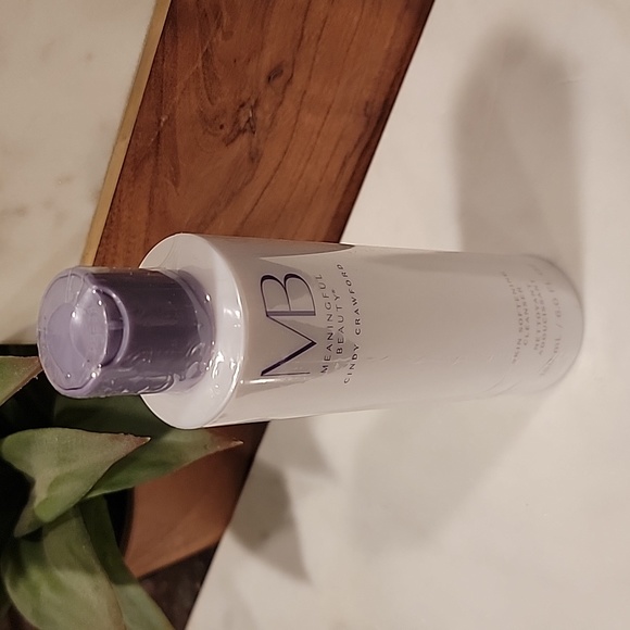 Meaningful Beauty Skin Cleanser - Picture 3 of 4